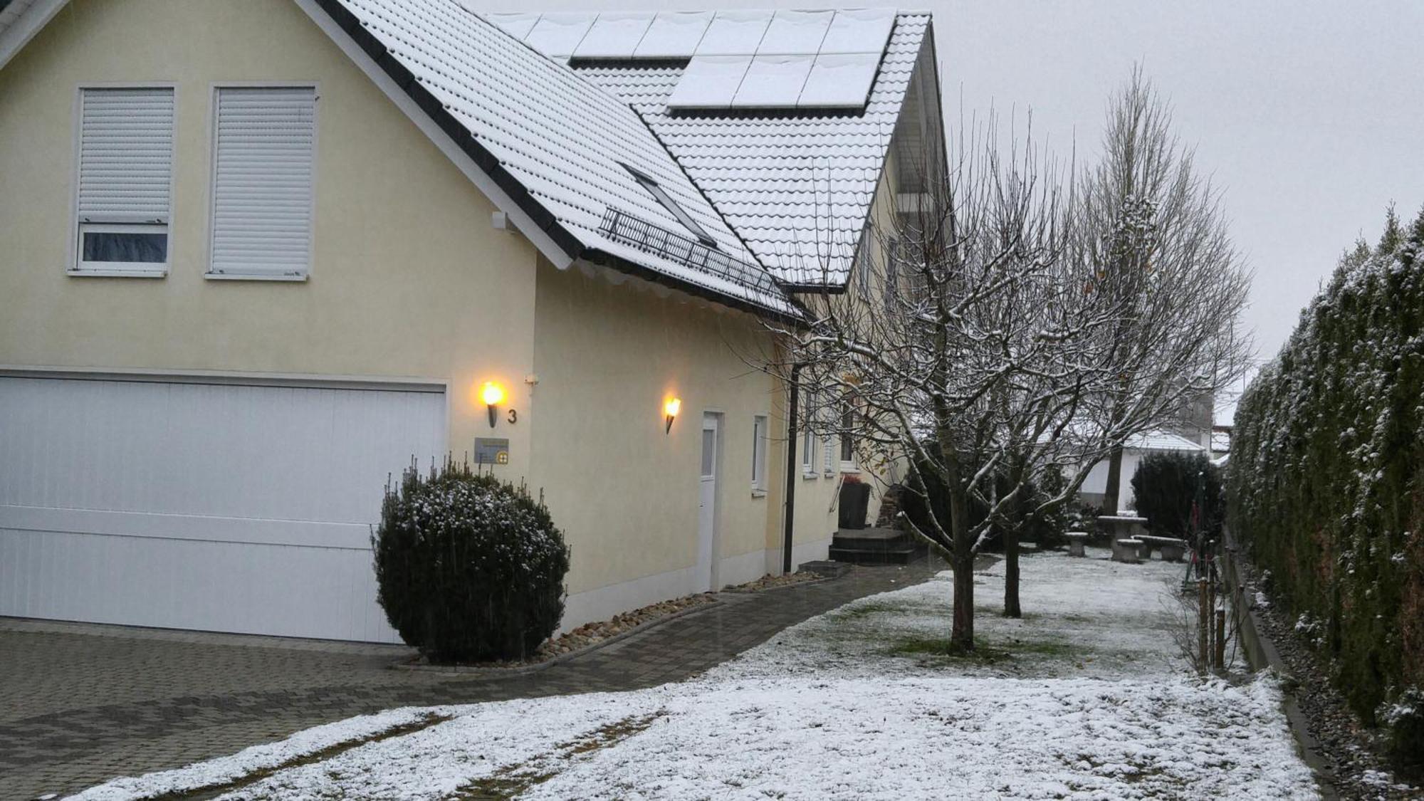 Gästezimmer Carmen Schwendi Exterior foto